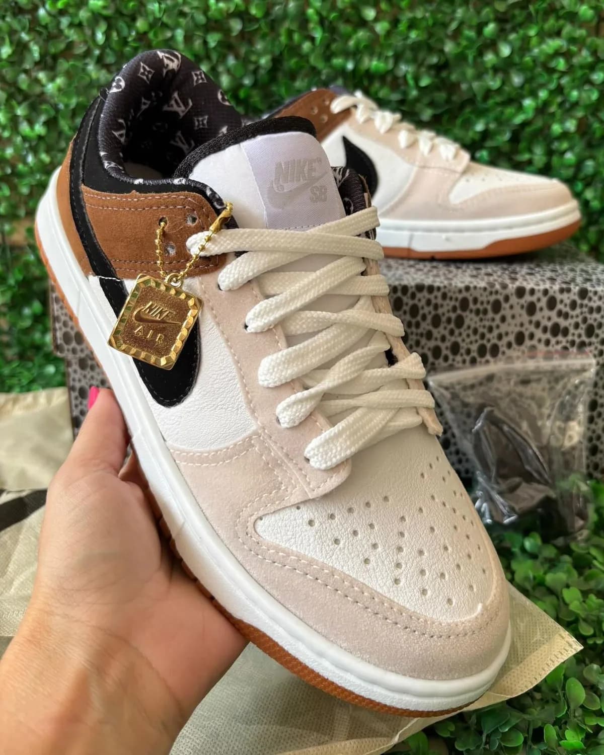 Nike SB Dunk Low